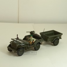 951-КАР JEEP Willys 1/4 Ton Military vehicle with trailer, темно-зеленый