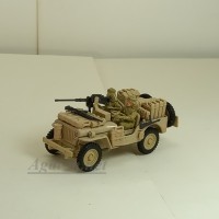 996-КАР JEEP Willys 1/4 Ton Military Vehicle with 2 soldier, бежевый