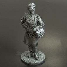 2-17WW-ЕК Девушка-санинструктор, сержант Красной армии. 1943-45 гг. СССР