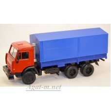 Камский-53205 грузовик бортовой с тентом, красный/синий