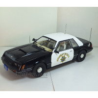 13600-GRL FORD Mustang SSP "California Highway Patrol" 1982
