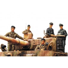 84401-ХОБ Немецкий танковый экипаж German Panzer Tank Crew (Normandy 1944)