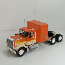 Седельный тягач GMC General 1980 Orange/Beige