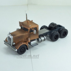 64TR002-IX Седельный тягач PETERBILT 281 1955 Rusty