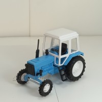 160001-02-МЛП Трактор МТЗ-82 пластик, голубой