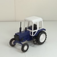 160001-03-МЛП Трактор МТЗ-82 пластик, фиолетовый/белый