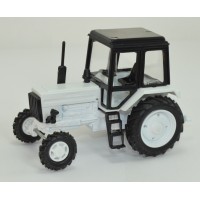 160005-МЛП Трактор МТЗ-82 пластик, белый с черной кабиной