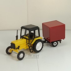 Трактор МТЗ-82 пластик с прицепом красная будка, желтый/черный