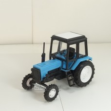 160049-МЛП Трактор МТЗ-82 пластик двух цветный, голубой-черный