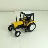 160053-МЛП Трактор МТЗ-82 пластик двух цветный, желто-черный
