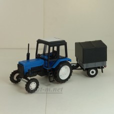 160062-МЛП Трактор МТЗ-82 (пластик 2х цветный сине-черный) с прицепом сельхозник с тентом