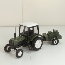 Трактор МТЗ-82 "Люкс-2" (металл) с прицепом "Кухня", зеленый/черный