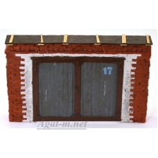 Фасад гаража №17 Красно-белый кирпич, карниз, ворота деревянные, темно-серые, рубероид.