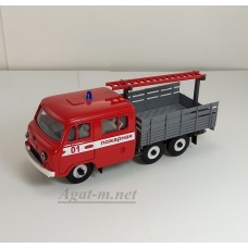 10080-УСР УАЗ-39094 Фермер длиннобазный пожарный с лестницей (металл), красный