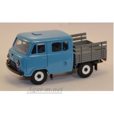 Масштабная модель УАЗ-39094 Фермер без тента (пластик крашенный), голубой