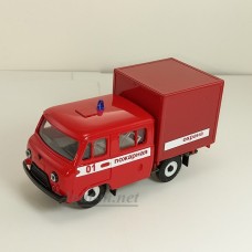 12041-1-УСР УАЗ-39094 Фермер с будкой пожарная (пластик крашенный)