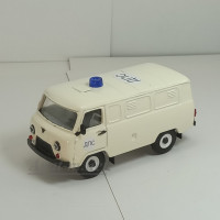10045-3-УСР УАЗ-3741 фургон (металл) ДПС молочный, таблетка