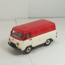 10096-УСР УАЗ-3741 фургон двухцветный (металл), белый/красный