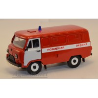 12004-УСР УАЗ-3741 фургон пожарный (пластик крашенный), двухцветный красный/белый