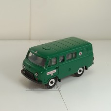 УАЗ-39099 Комби (пластик крашенный) медслужба, светло-зеленый