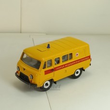УАЗ-39099 Комби Скорая медицинская помощь без шторок (пластик крашенный), желтый