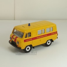 10003-3-УСР УАЗ-3962 автобус скорая медицинская помощь, желтый